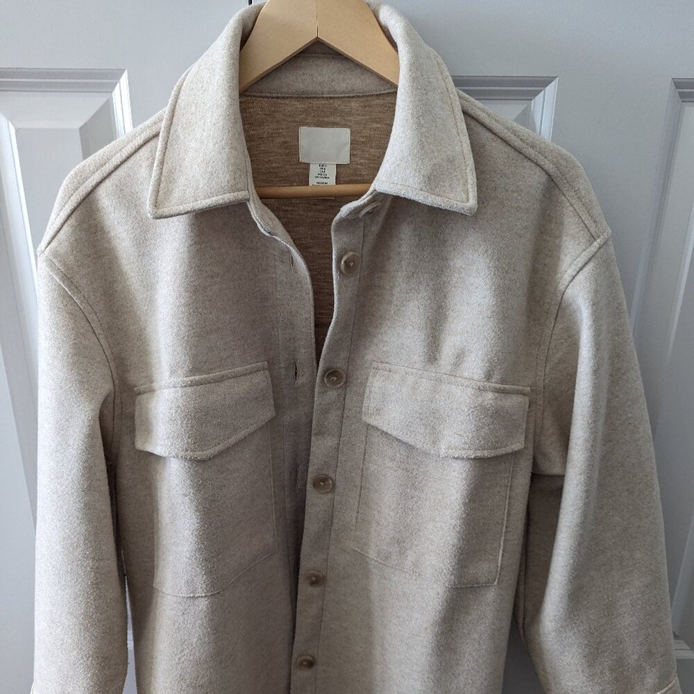 Beige oversized hnm shacket